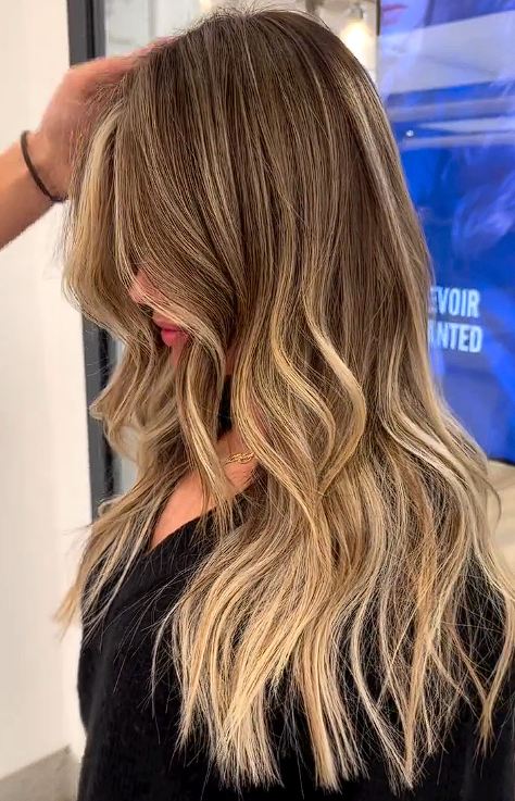AIRTOUCH BALAYAGE 🌬️💨🎐von MIREL FRISEURE in Frankfurt am Main