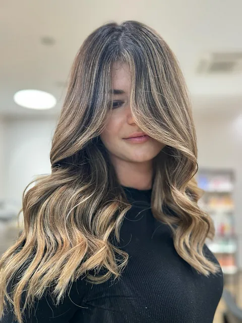 Sunkissed Balayage Shiny Hair