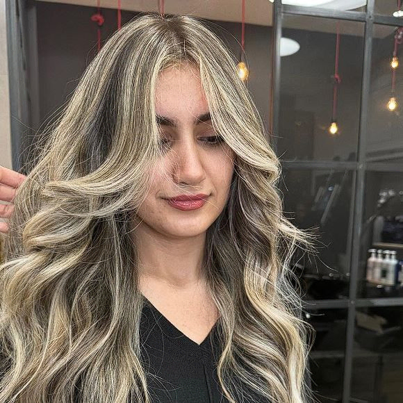 Balayage mit Faceframing von MIREL FRISEURE